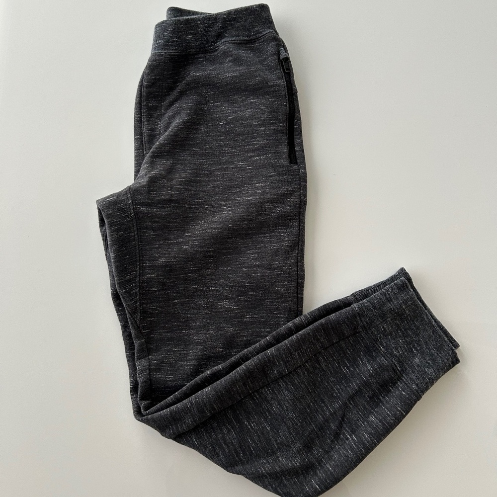 Uniqlo girls jogger. Size XL